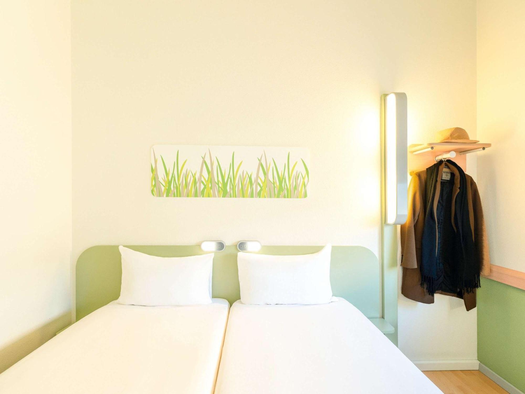 Ibis Budget Madrid Calle Alcalá Exterior foto